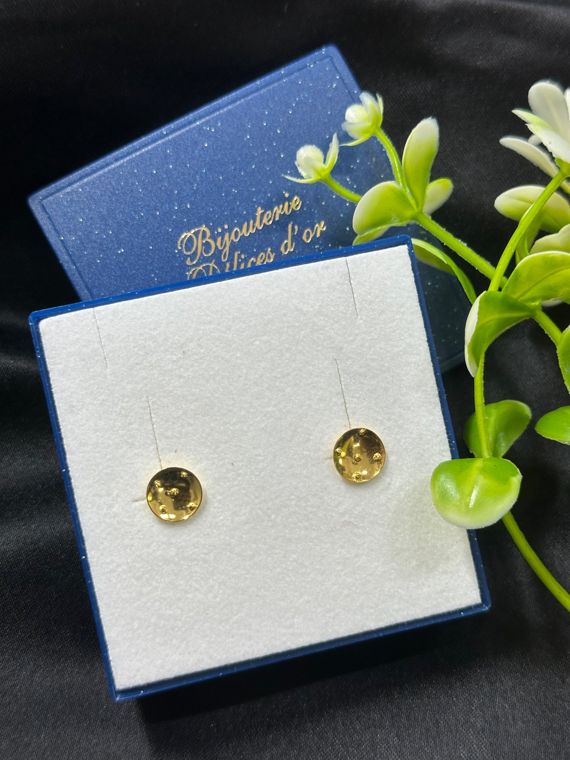 Boucle d'oreille bâté