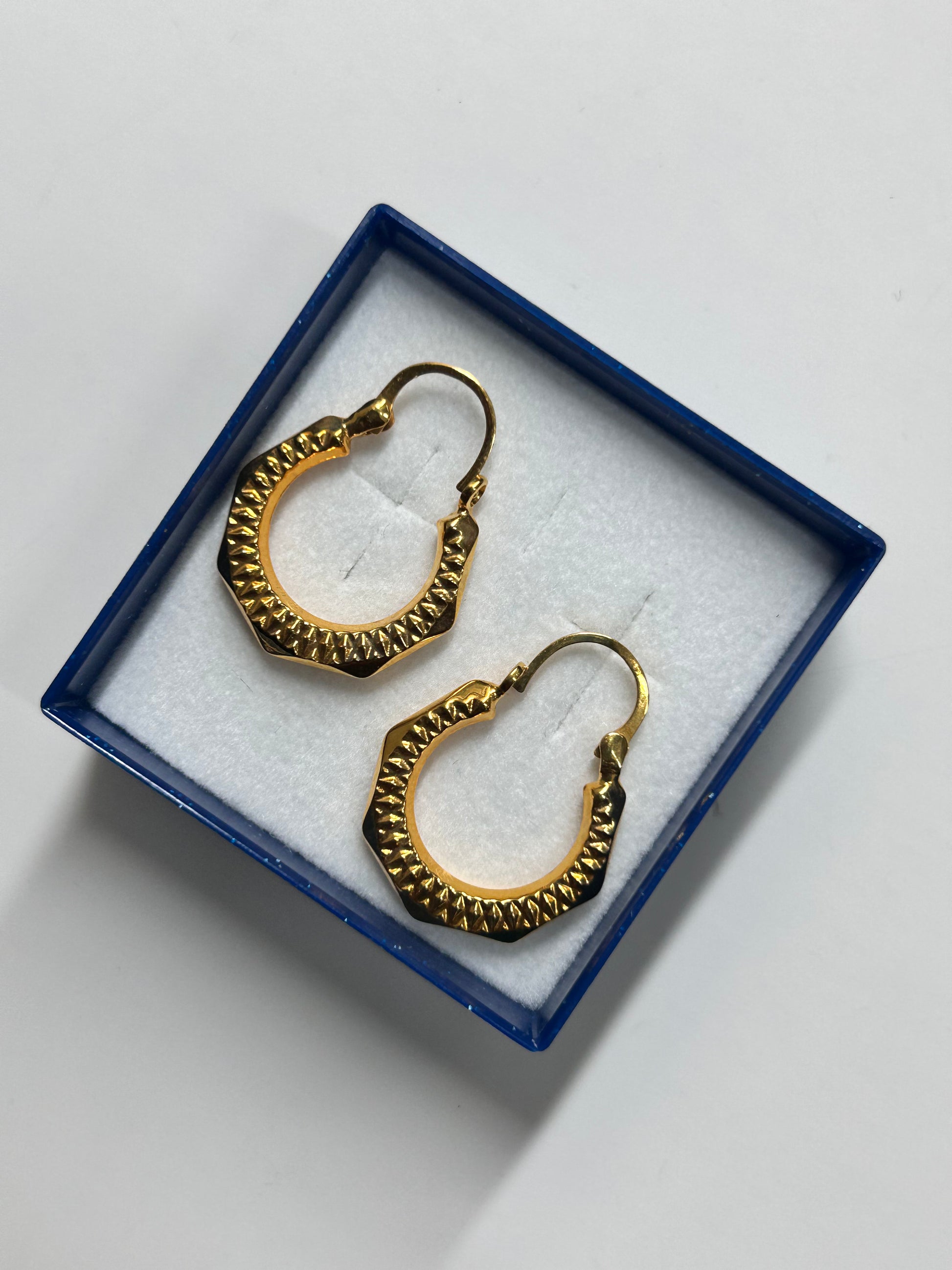 Boucle d'oreille créole