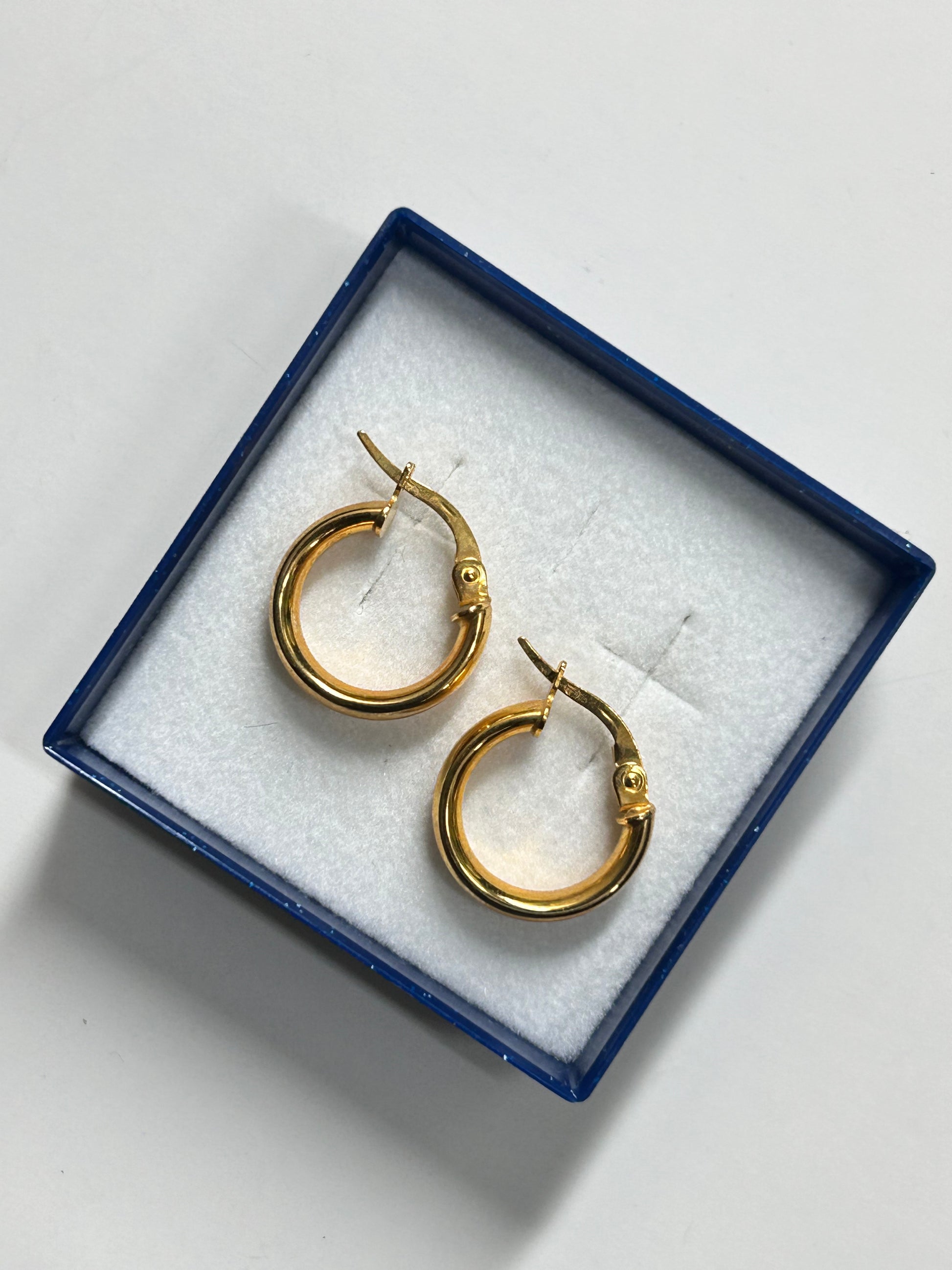 Boucle d'oreille créole ronde