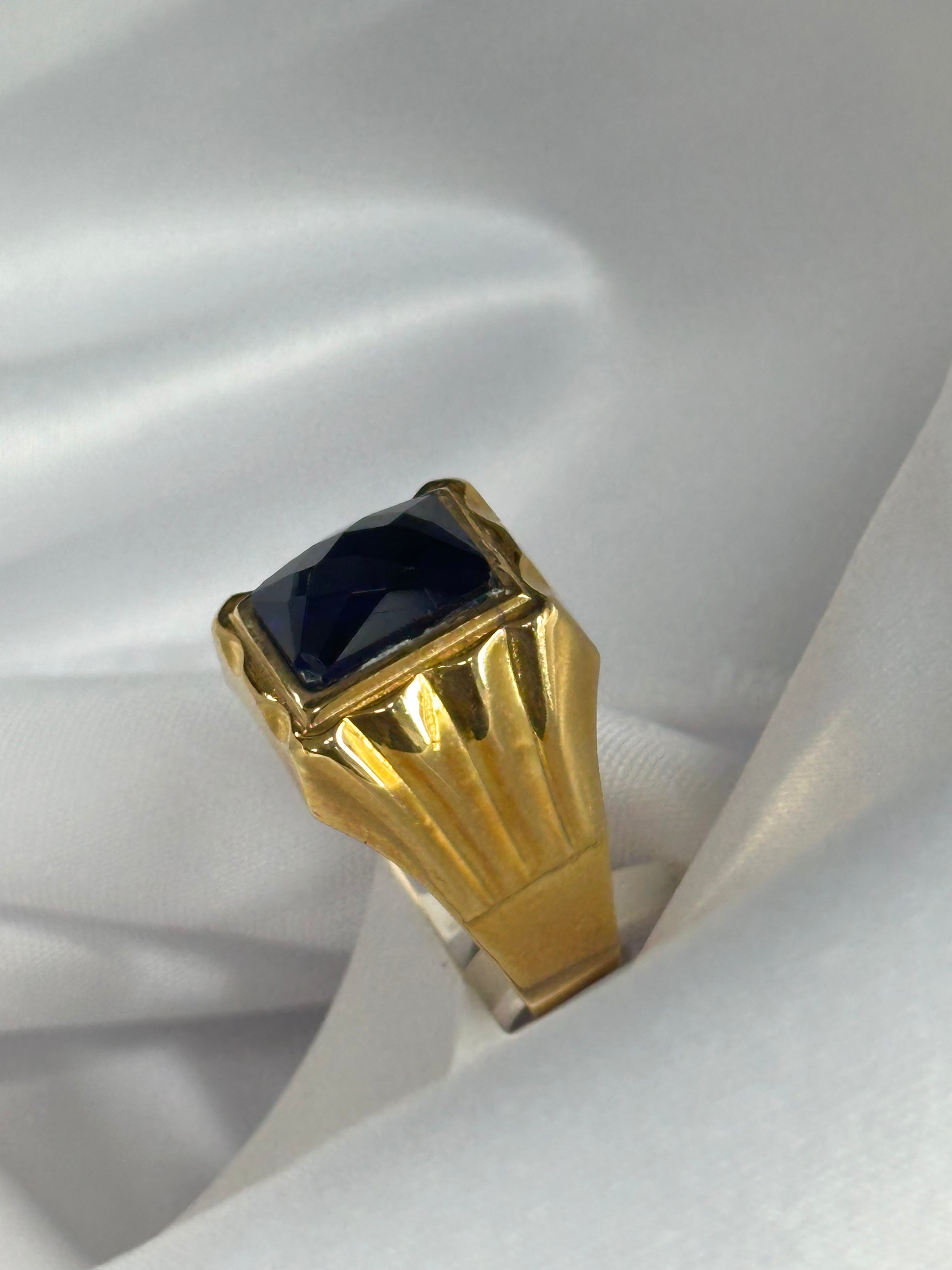 Chevalière à pierre bleue / 7,44g