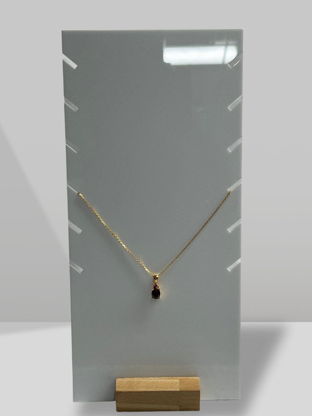Collier grenat / 45 cm de longueur