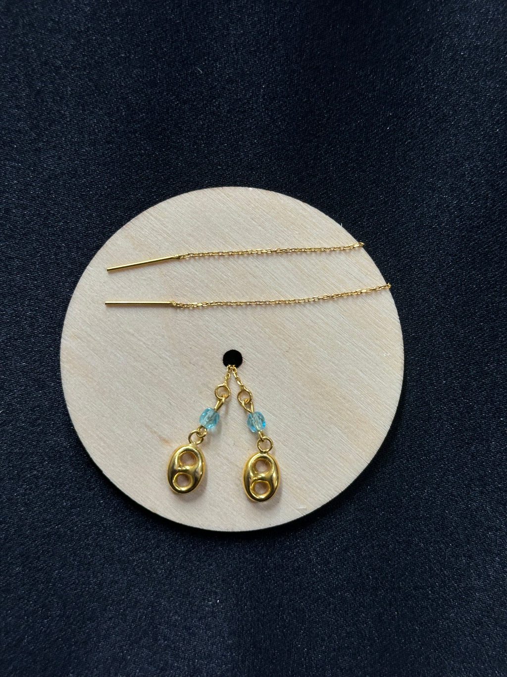 Pendante graine de café à grenat bleu