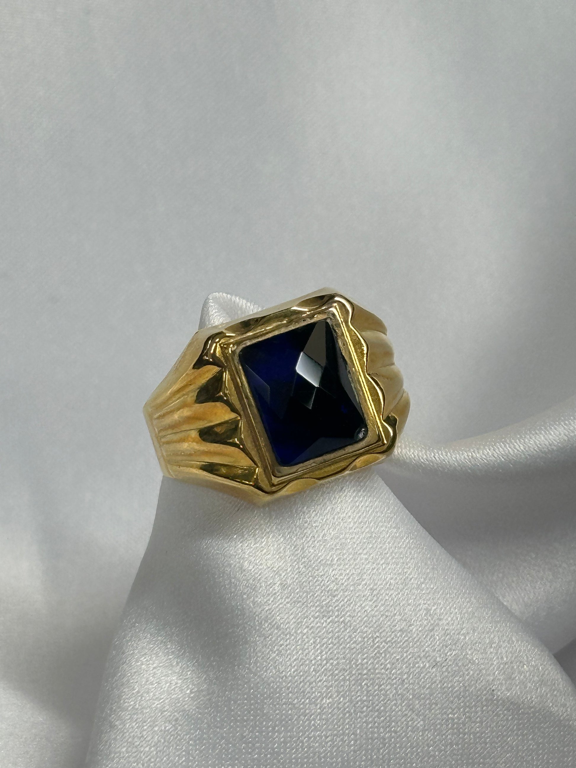 Chevalière à pierre bleue / 7,44g